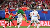 LIVE: Portugal and Czech Republic level in early stages