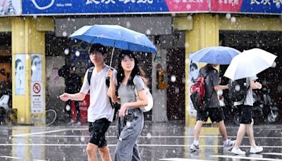 中秋節5縣市豪雨特報 桃竹高溫飆37度