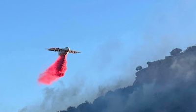 Second wildfire erupts in La Junta, Oak Ridge fire burns 1,194 acres Wednesday