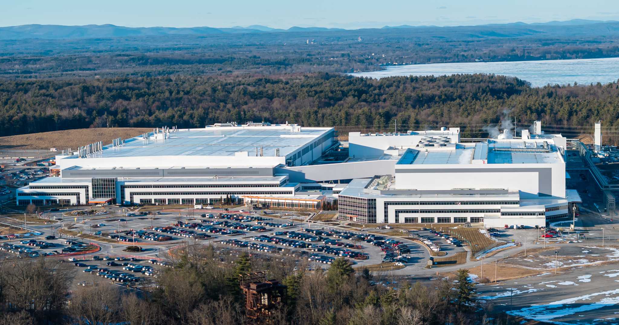 Revenues and profit dropped at GlobalFoundries in first quarter