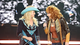 Miranda Lambert Duets With Reba McEntire During Surprise Stagecoach Moment | Aggie 96