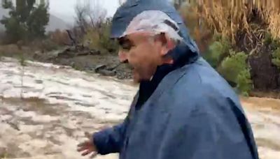 Alcalde de Punitaqui fue alcanzado por el agua de una quebrada mientras transmitía en vivo - La Tercera