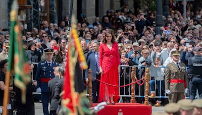 Gonzalo Velasco sobre los actos de 2 de mayo en Madrid: "Normal que no fuera Feijóo porque se tendría que haber puesto de rodillas ante Ayuso, la 'reina Sol'"