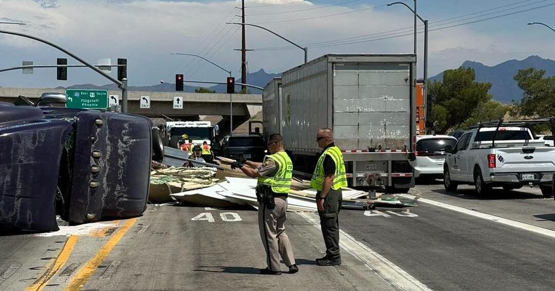 Wednesday semi-truck collision on US 93 at I-40 closes traffic to one lane