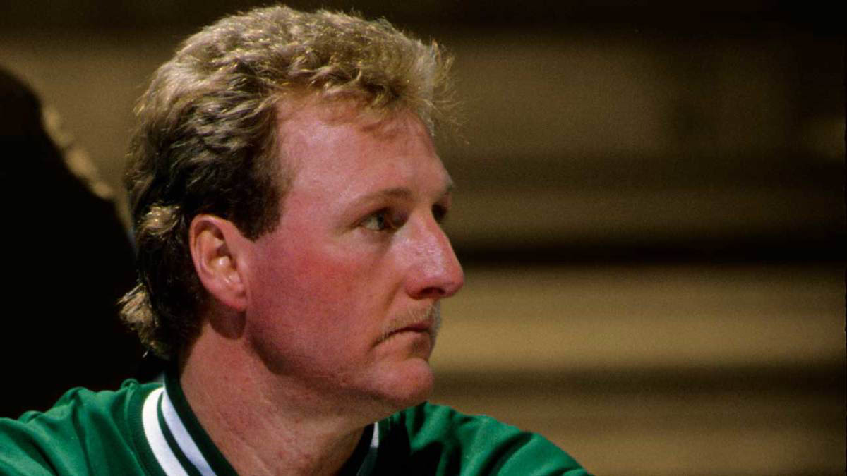 “I know the rhythm of his shot, it’s not there” - When Celtics coach grew concerned after Larry Bird secured his 2nd MVP award