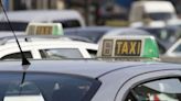 Los taxistas de Alicante reclaman subvenciones para ampliar la flota de vehículos adaptados y para que estos servicios sean rentables