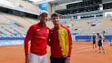 Juegos Olímpicos: Rafael Nadal y Carlos Alcaraz, causan furor en Villa Olímpica de París