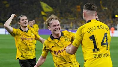 Im TV nicht zu sehen: Bei Sieg gegen PSG: BVB-Stars stürmen nach Tor zu Laura Wontorra