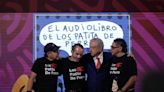 AMLO festeja el Día del Niño con concierto de 'Los Patita de Perro'