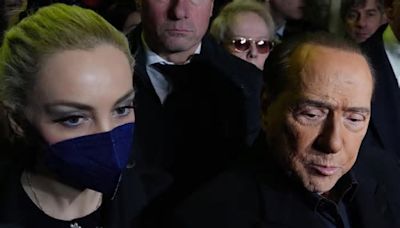 Belve, Francesca Pascale contro Marta Fascina: "Berlusconi certe sciocchezze non le ha mai fatte con me"