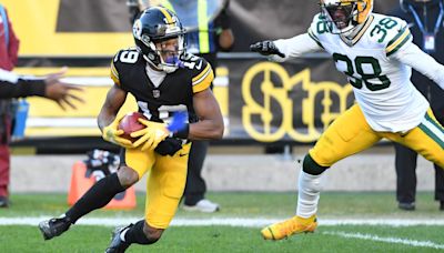 Steelers' Calvin Austin Taking Step Forward in Third Season