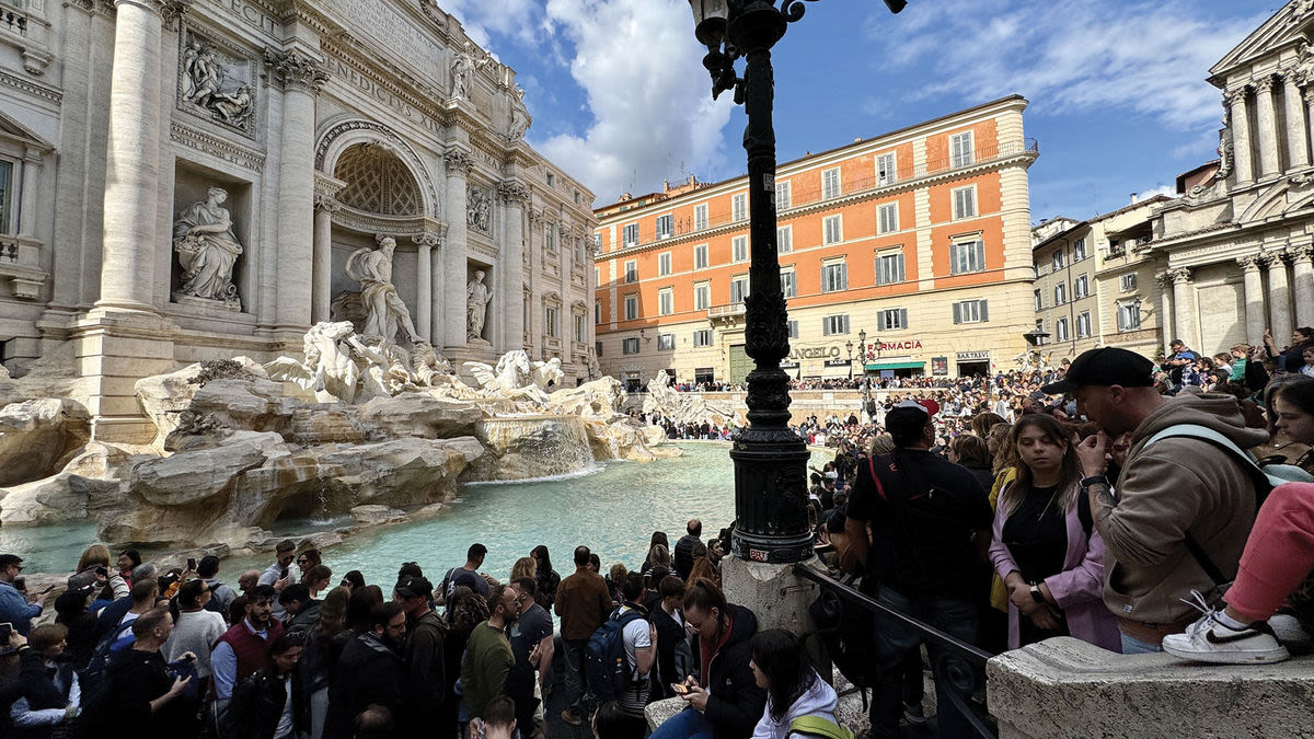 Dispatch, Rome: Crowds and weather