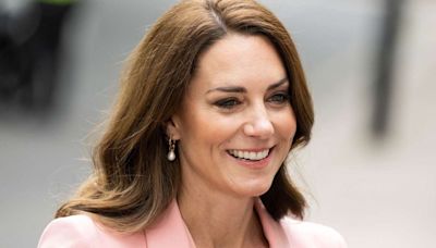 La increíble suma que cobra la doble de Kate Middleton: quién es la imitadora