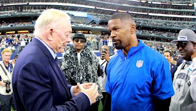 Jerry Jones Doesn't 'Recall' Commenting on 'Eight-and-a-Half-Inch D**k' to Jamie Foxx