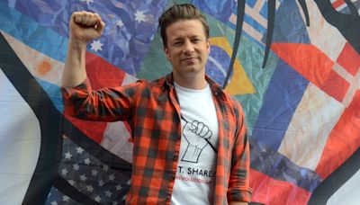 Jamie Oliver 'signs huge new Netflix deal' with first show in the pipeline