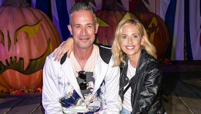 Sarah Michelle Gellar, Freddie Prinze Jr. share sweet photo for wedding anniversary