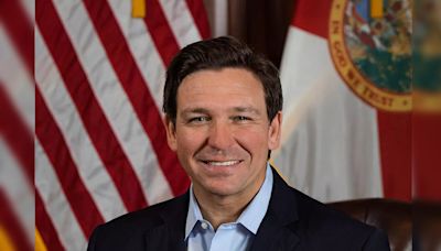 Ron DeSantis Calls Biden '10AM-4PM' President, Says 'America Can't Afford Weekend At Bernie's Presidency'