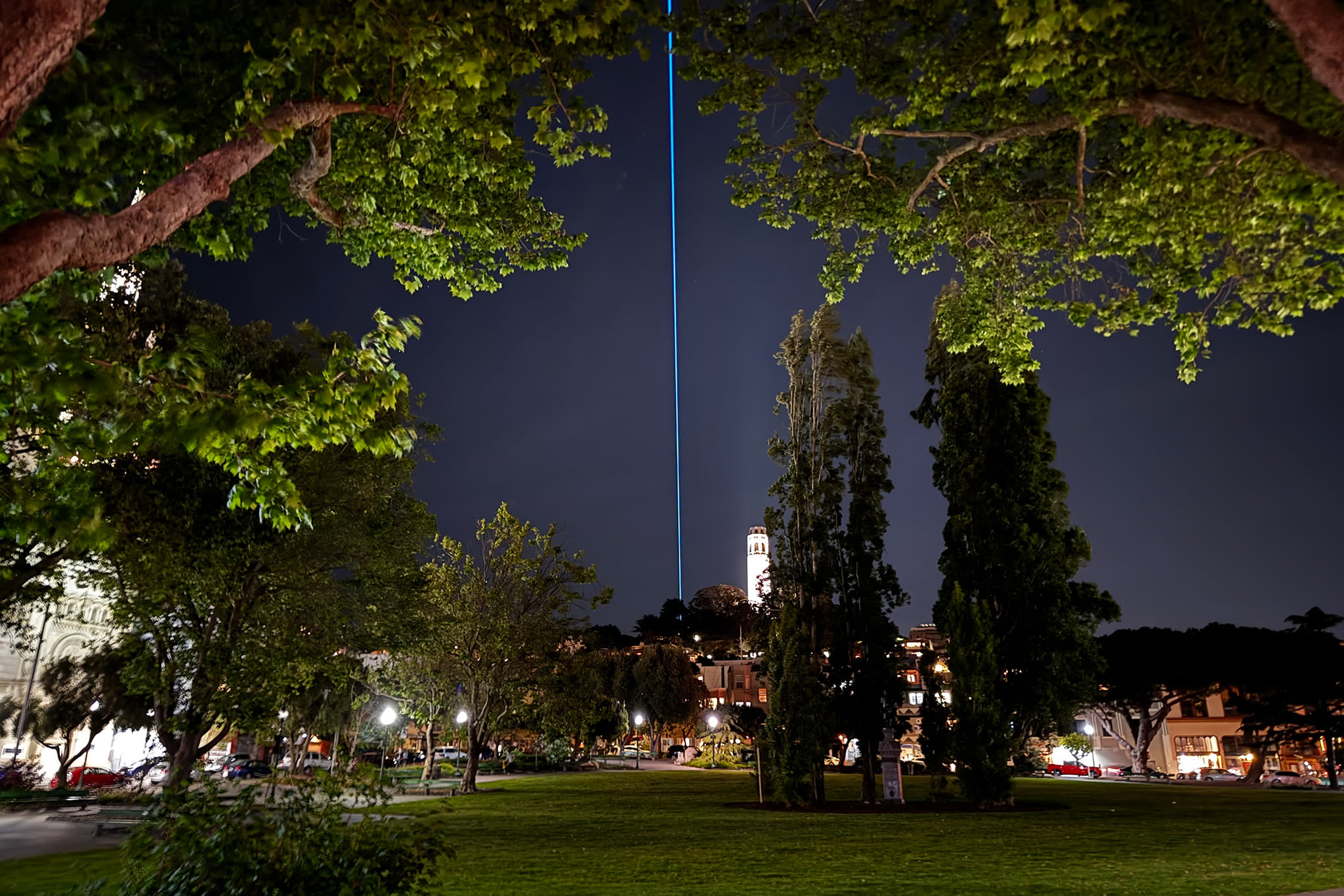 Giant, mysterious laser beam appears over San Francisco