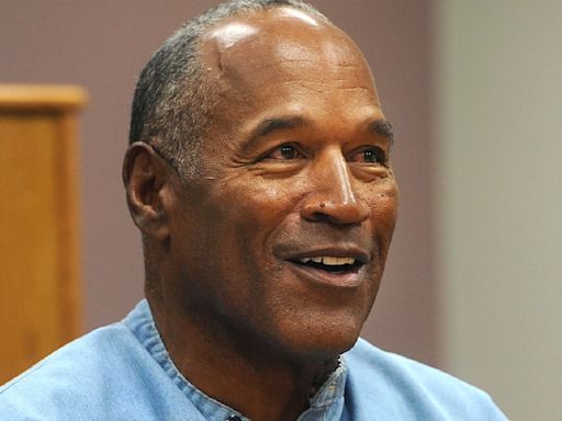 O.J. Simpson’s Heisman Trophy among items up for auction