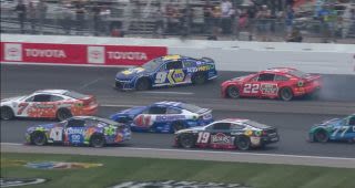 Chase Elliott, Joey Logano tangle in final-stage wreck at New Hampshire