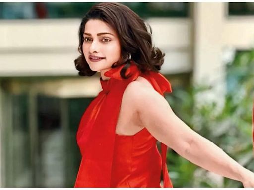 I like my privacy, I don't like to be very active on social media: Prachi Desai | Hindi Movie News - Times of India