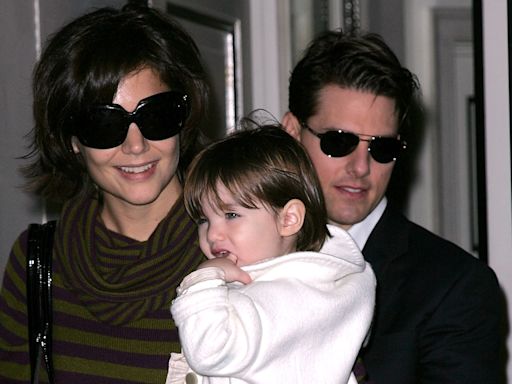 Suri Cruise looks just like mom Katie Holmes at nearly 18 years old