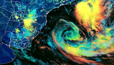 Chile, en alerta: llegó el ciclón con intensas lluvias y produjo daños en viviendas