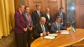 Junta y Ayuntamiento de Róterdam unen lazos para impulsar la industria del hidrógeno verde