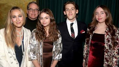 Sarah Jessica Parker Celebrates Her and Matthew Broderick's Twin Daughters on Their 15th Birthday: 'So Lucky'