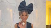 Kate Beckinsale Fires Back at Critics Telling Her to 'Take That Ridiculous Bow Off'