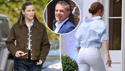 Jennifer Lopez and Jennifer Garner spotted arriving at Ben Affleck’s rental home amid his marital woes