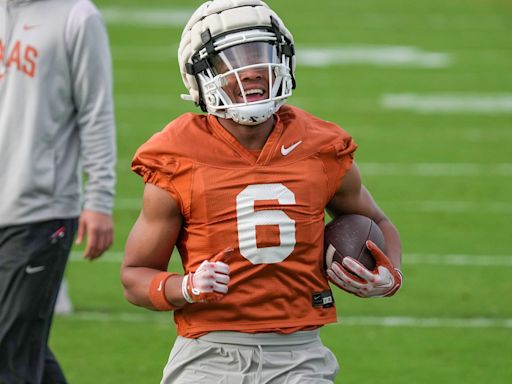 What Texas football coach Steve Sarkisian saw in 'highly competitive' weekend scrimmage