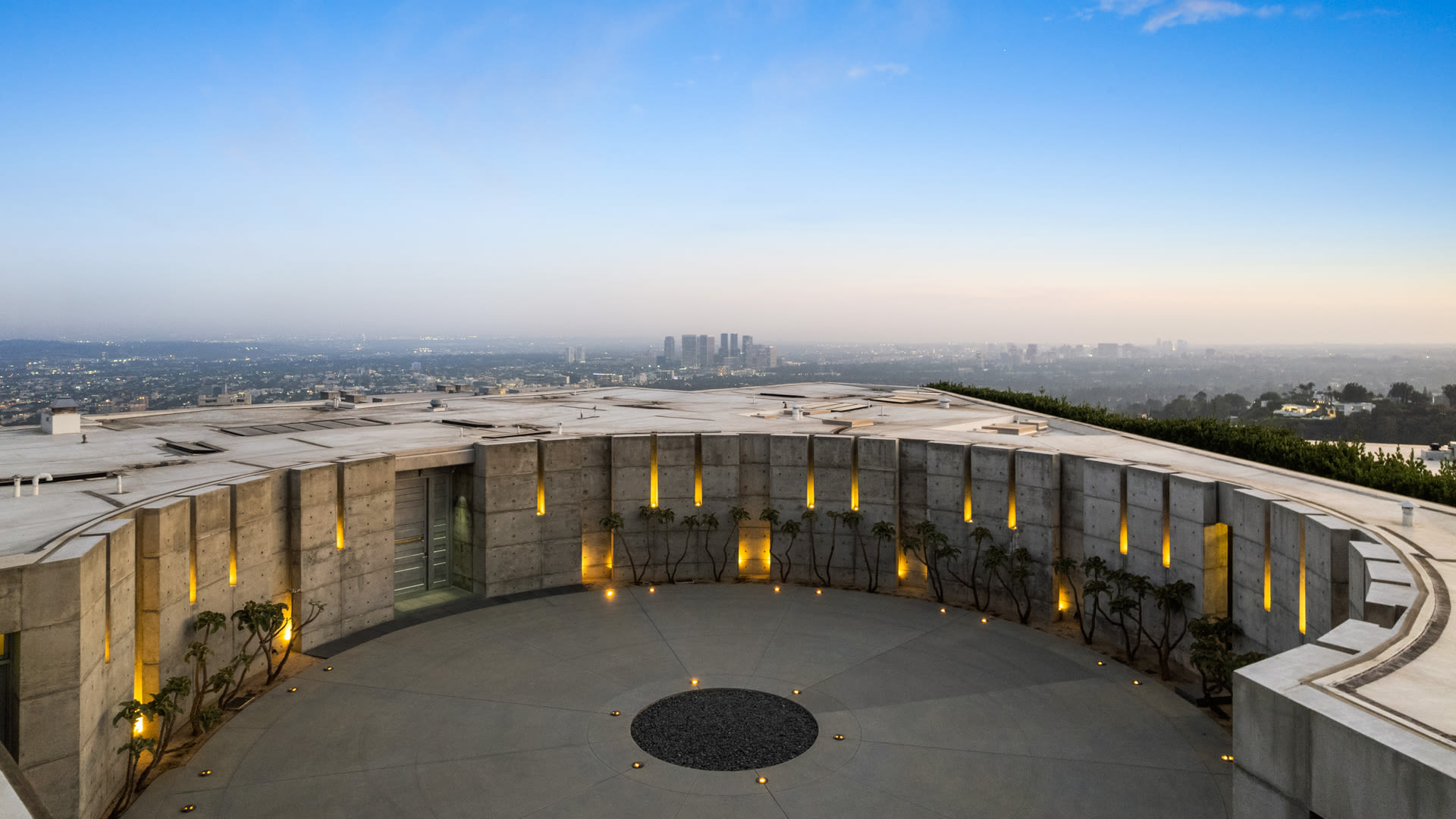 Oakley founder James Jannard sells Malibu mansion for $210 million — a California record