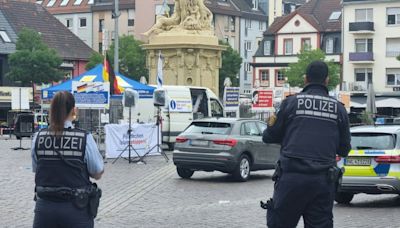 Six wounded in knife attack at German anti-Islam rally