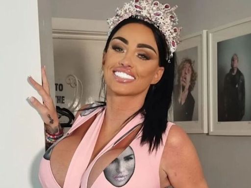 Katie Price takes a swipe at celebrity 'pals' that refuse to go on her show