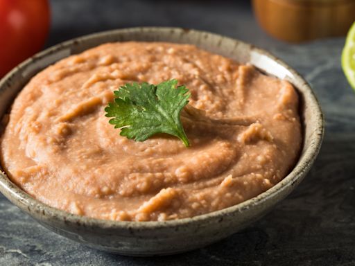 Beans You Should And Shouldn't Use When Making Refried Beans