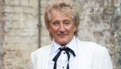 Rod Stewart abruptly cancels Las Vegas show as he shares 'desperate' health news