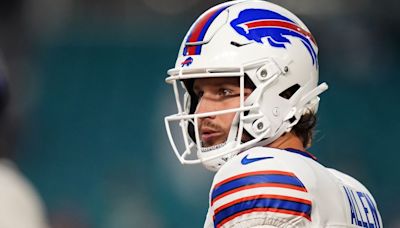 WATCH: Bills' Josh Allen Has Perfect Response to Dolphins' Trash Talk