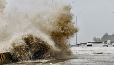 Typhoon Gaemi forces evacuation, factory suspension in northeast China