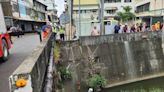 民眾不慎跌入水溝 警消積極協助脫困送醫 | 蕃新聞