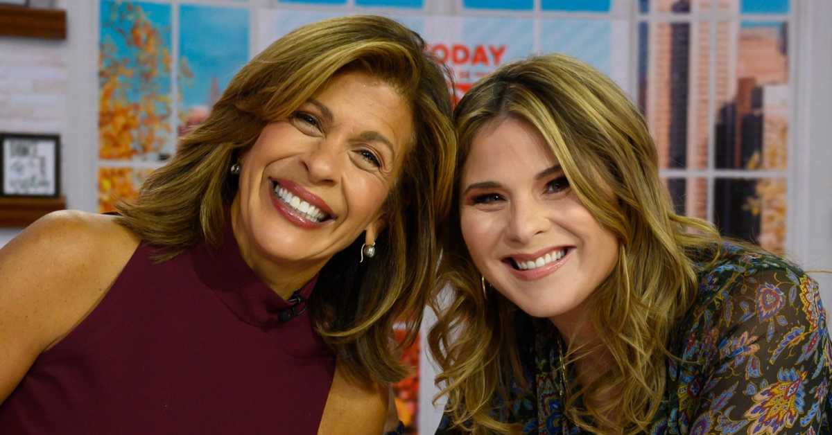 Jenna Bush Hager Tells Hoda Kotb to 'Free Your Boobs' During 'Today' Wardrobe Malfunction