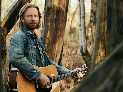 Dierks Bentley on loving Orange Beach and Red Clay Strays, avoiding controversy