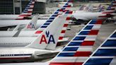 American Airlines enfrenta demanda de pilotos por permisos militares