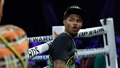 Shakur Stevenson retiene título ligero CMB y recibe abucheos en su propia casa