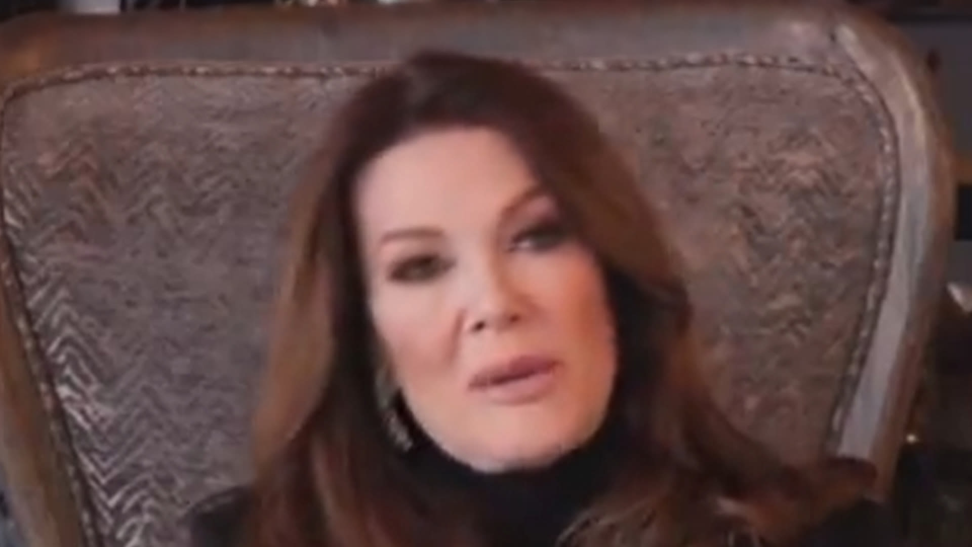 Lisa Vanderpump shades Ariana Madix & Katie Maloney and brags about business