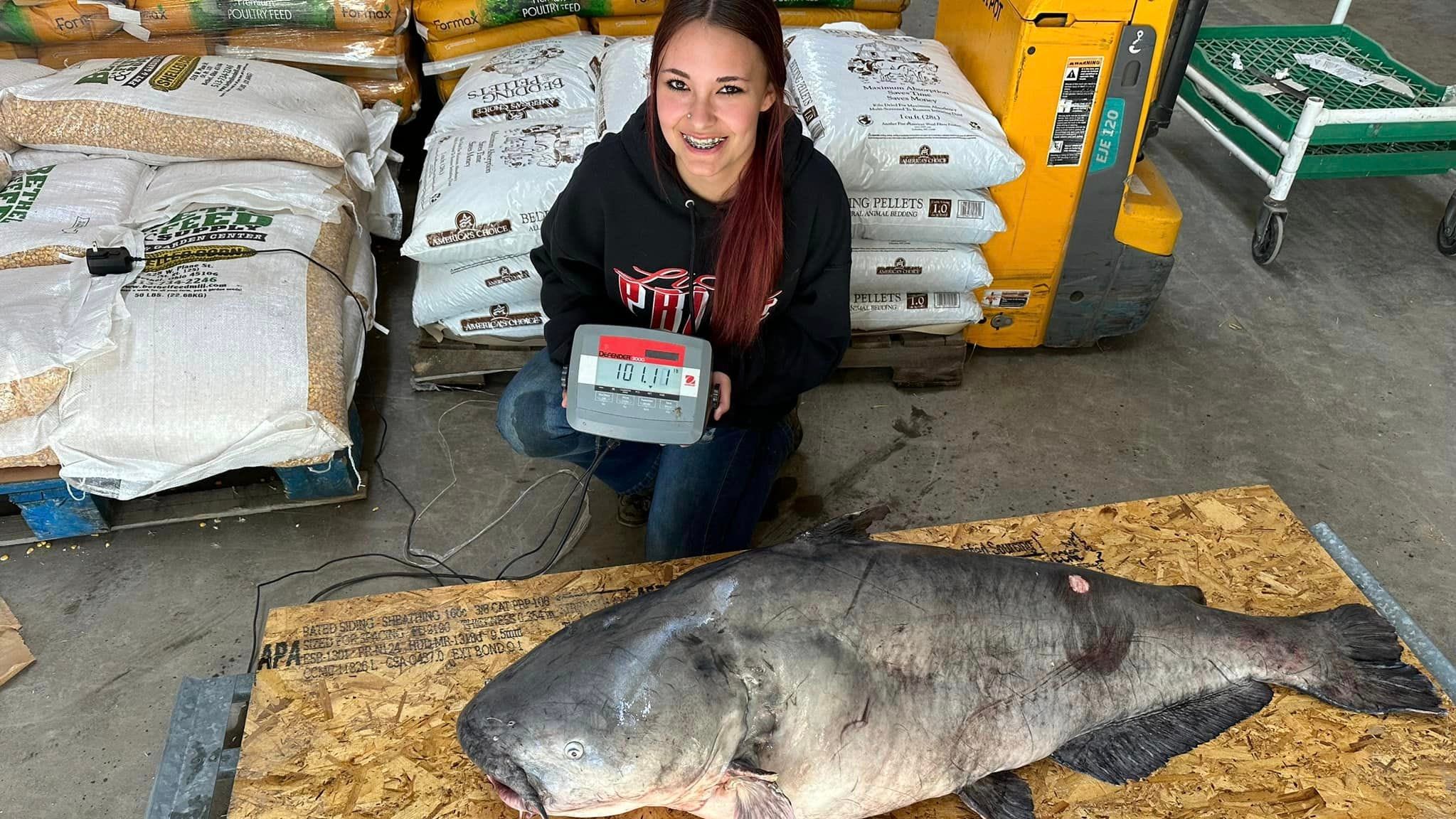 New Richmond, Ohio teen lands record 101-pound blue catfish: See the mammoth catch