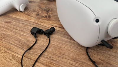 Final VR3000 review: immersive earbuds that are great for gaming and VR