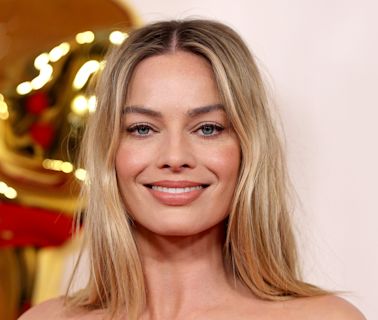 Aesthetics doctor reveals signs Margot Robbie and Hailey Bieber had work done