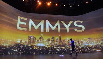 Emmy Moments: Hosts gently mock 'The Bear,' while TV moms, 'Happy Days' and 'West Wing' celebrated