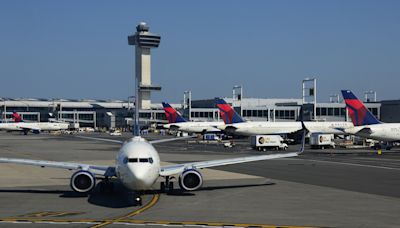 Hombre de Nueva Jersey supuestamente amenazó con disparar un arma en el aeropuerto JFK